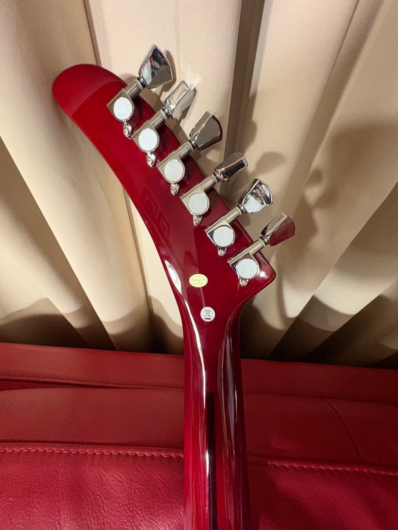 エクスプローラータイプ エレキギター　チェリーレッド