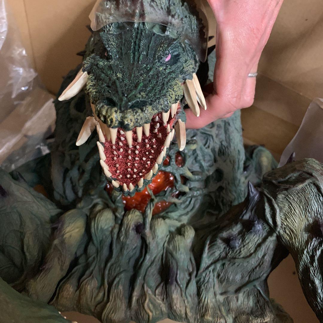 ビオランテ フィギュア