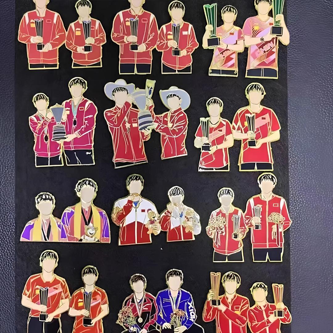 孫穎莎・王楚欽（莎頭）ピンバッジ／全26種セット／メタル徽章