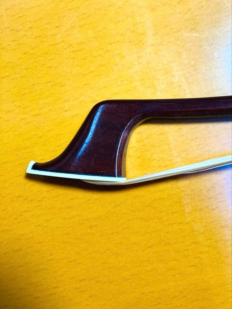【深い音色】アルシェ　チェロ弓　ARCHET 80.1g 美品　4/4