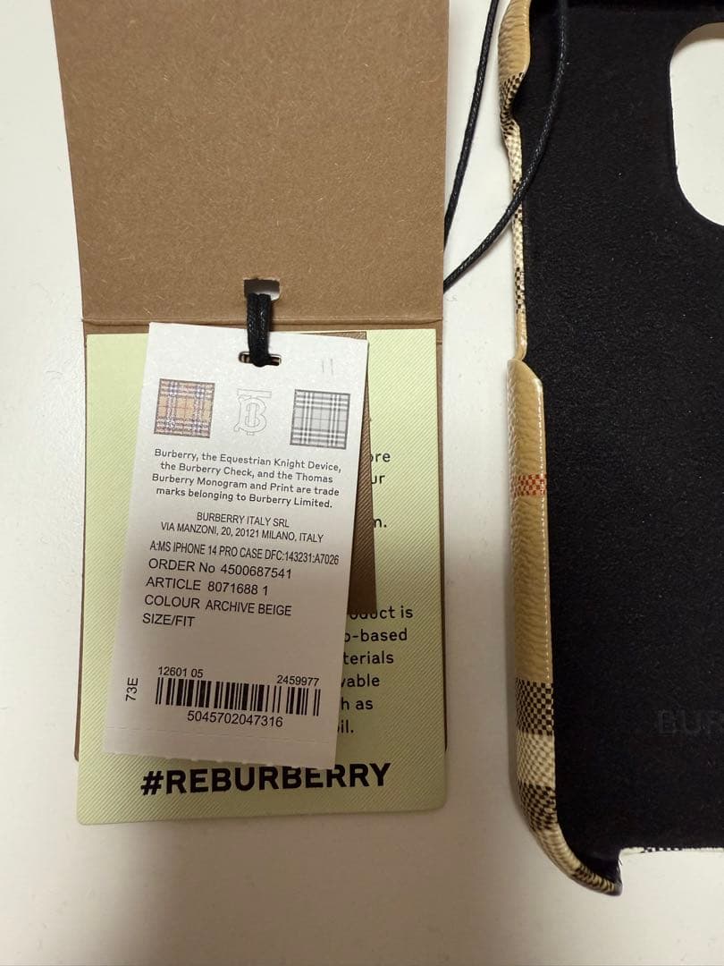 赤玉　BURBERRY アーカイブベージュ iPhone14pro ケース