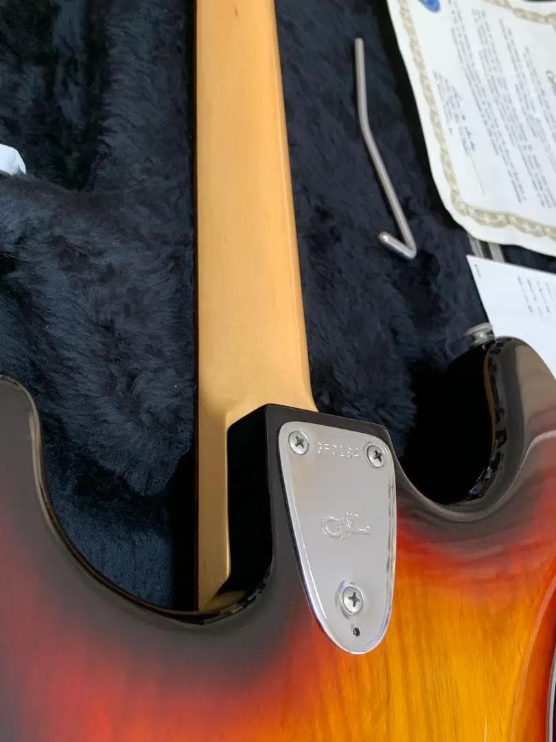 希少G&L USA ジョージ・フラートンシグネチャー レガシーストラトフェンダー