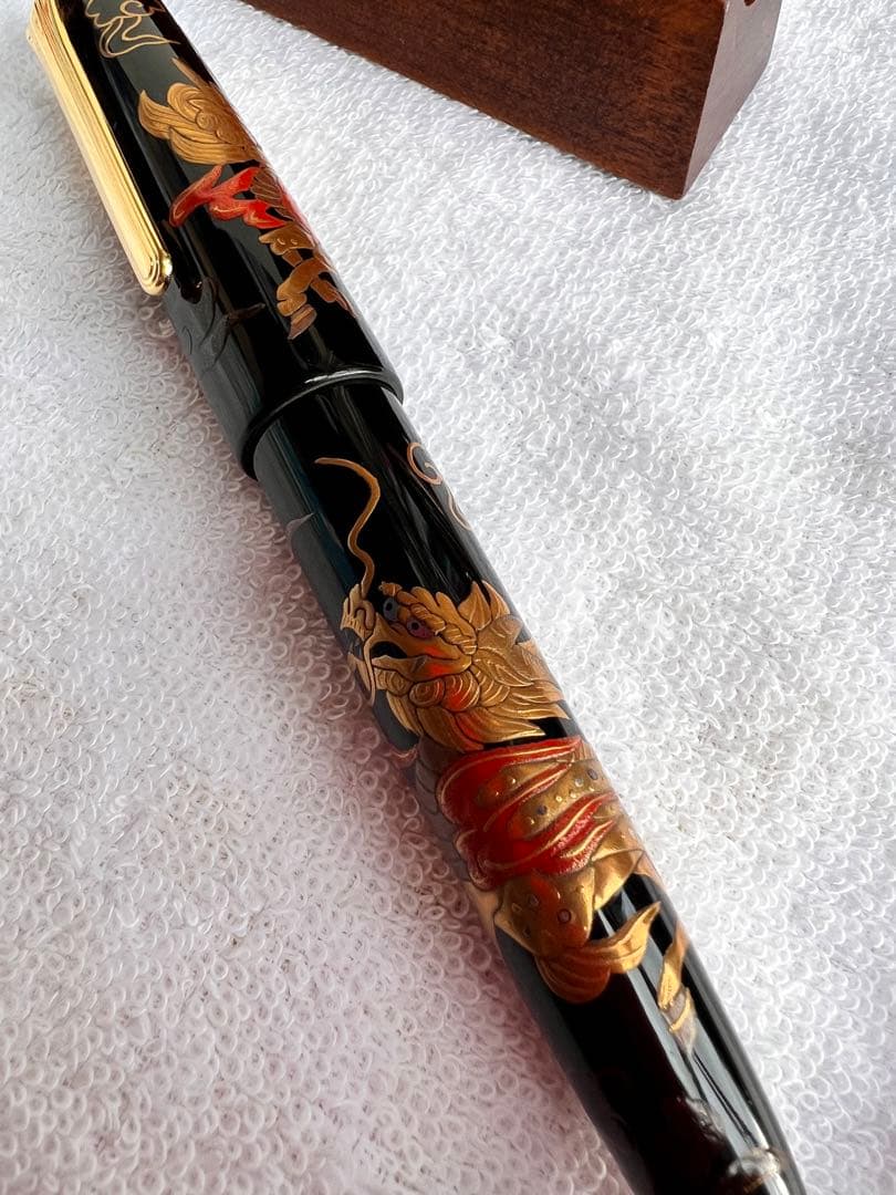 セーラー万年筆蒔絵麒麟