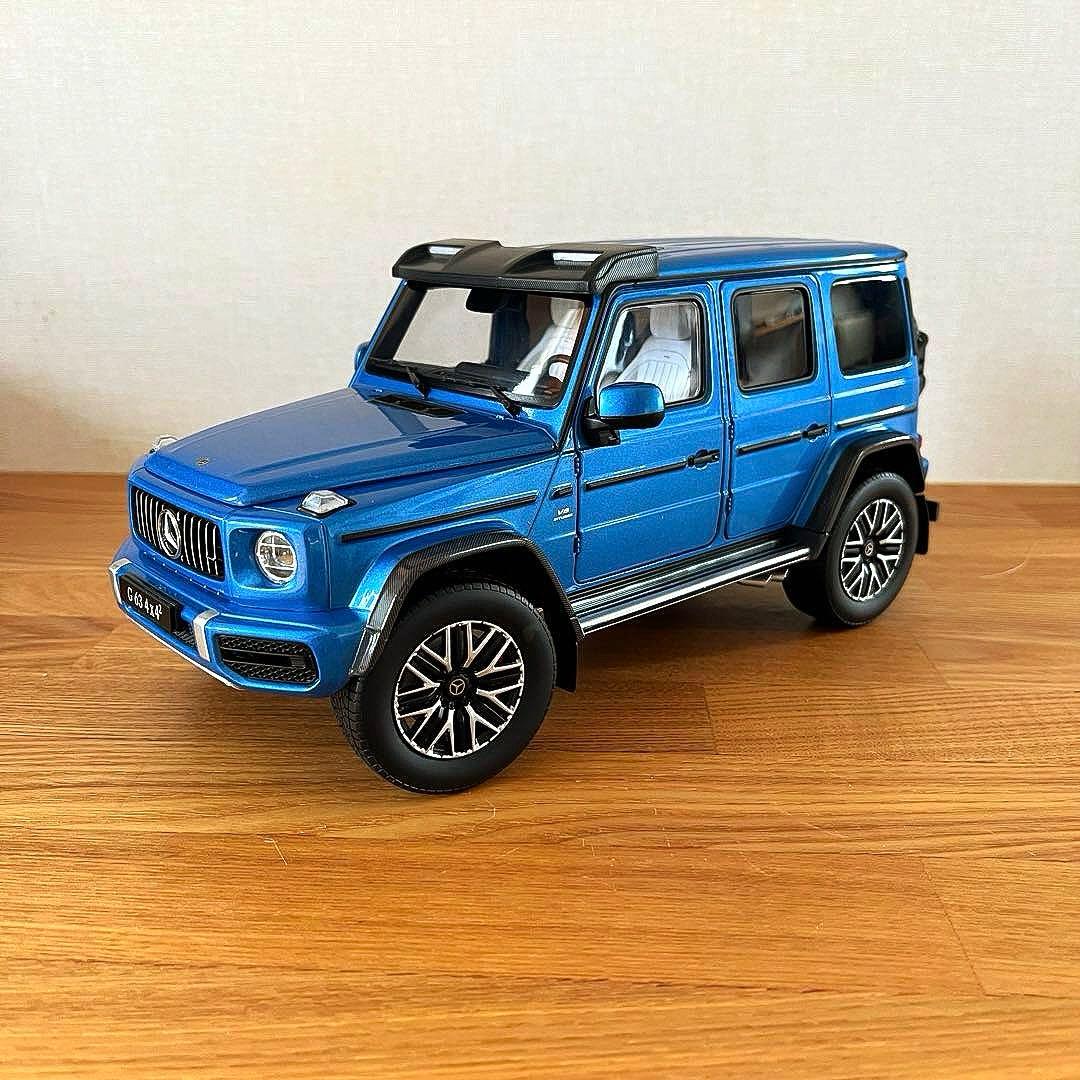【ミニカー 美品】1/18 メルセデスベンツ AMG G63 4x4 Gクラス