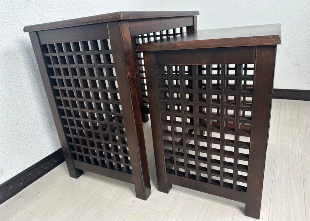 木製サイドテーブル 2段式 格子デザイン