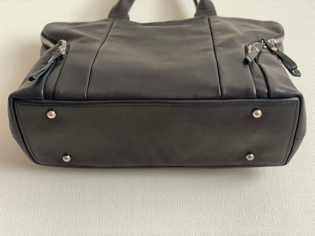 cornelian tauras by daisuke iwanaga バッグ