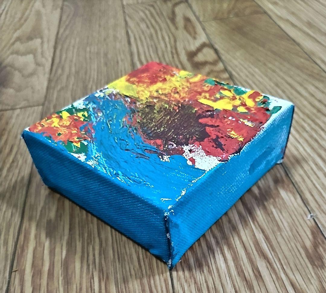 抽象画　タイトル「太陽と滝」