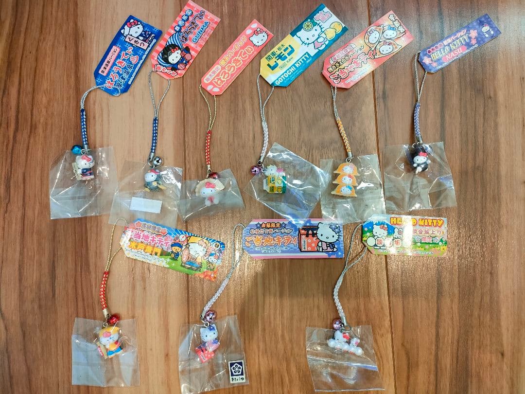 ご当地キティ　ハローキティ ストラップ　関東