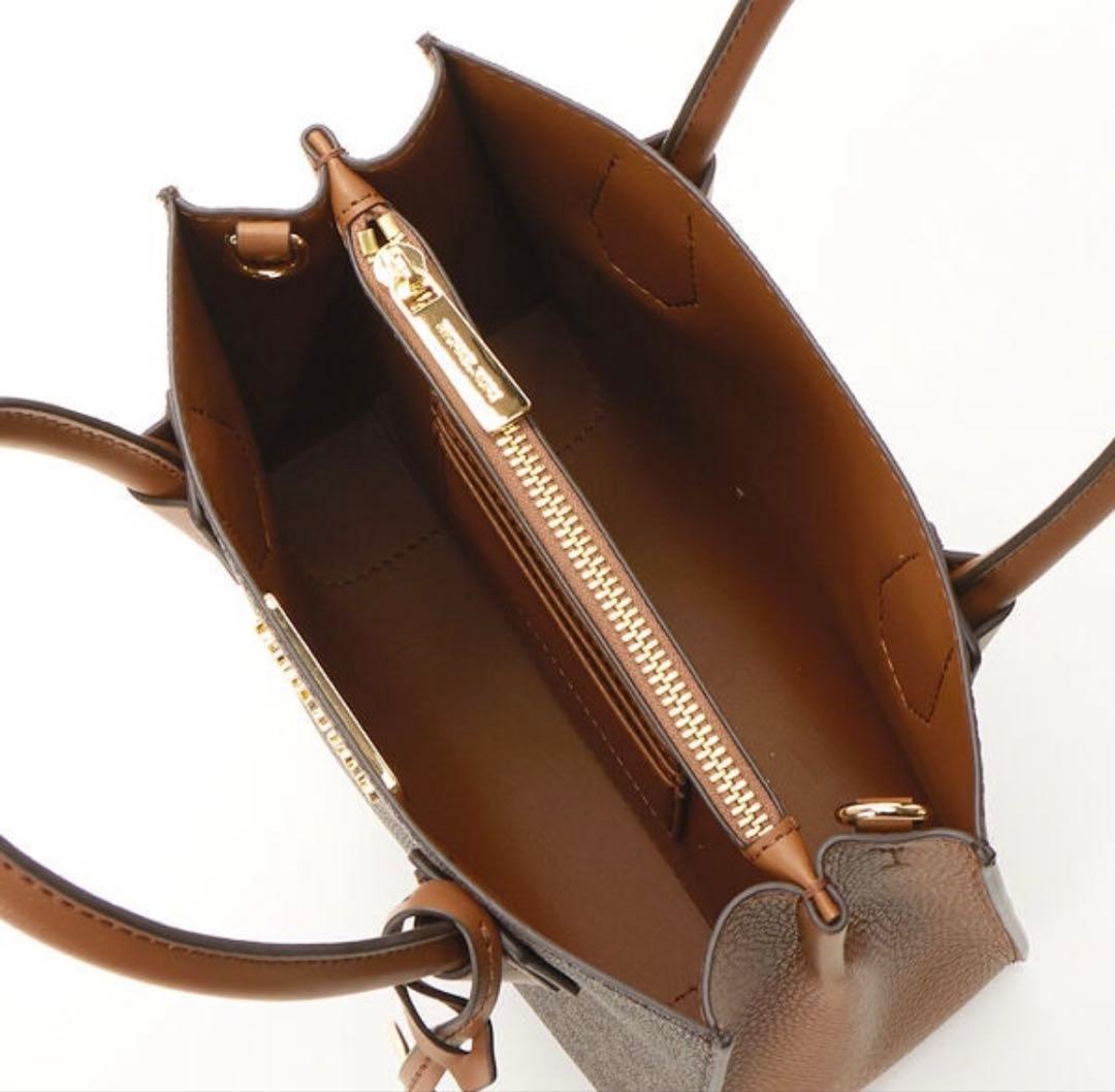 新品　巾着付き　マイケルコース ショッパートート クロスボディ ミディアム