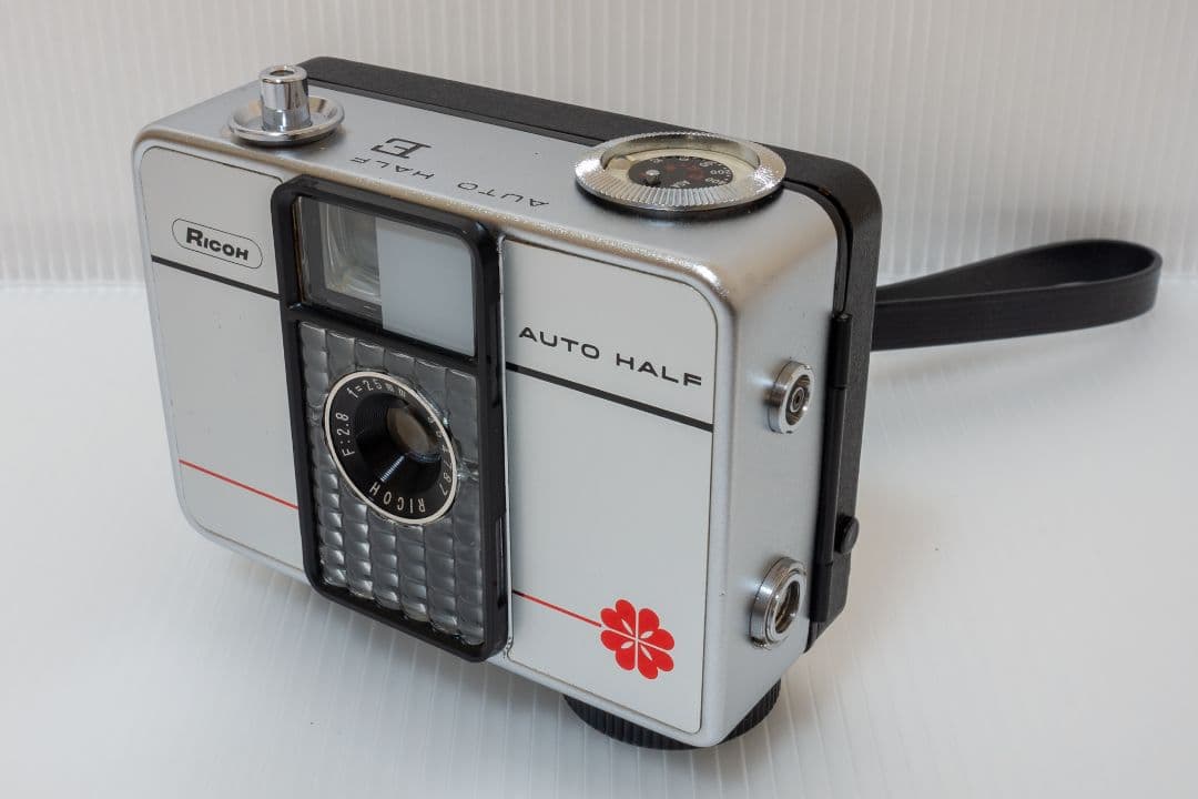 ⑪【美品・整備済品】RICOH AUTO HALF E 「レッドフラワー」