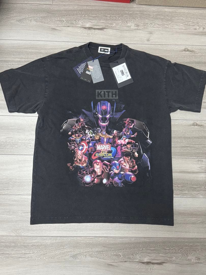 Kith x Marvel vs. Capcom Infinite Tシャツ
