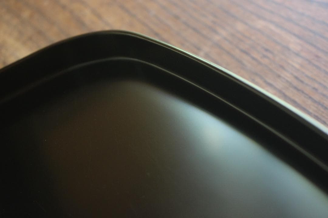 極小保管傷のみ！シンプルデザインに上質黒漆の美しい隅丸四方膳（検輪島塗お膳お盆