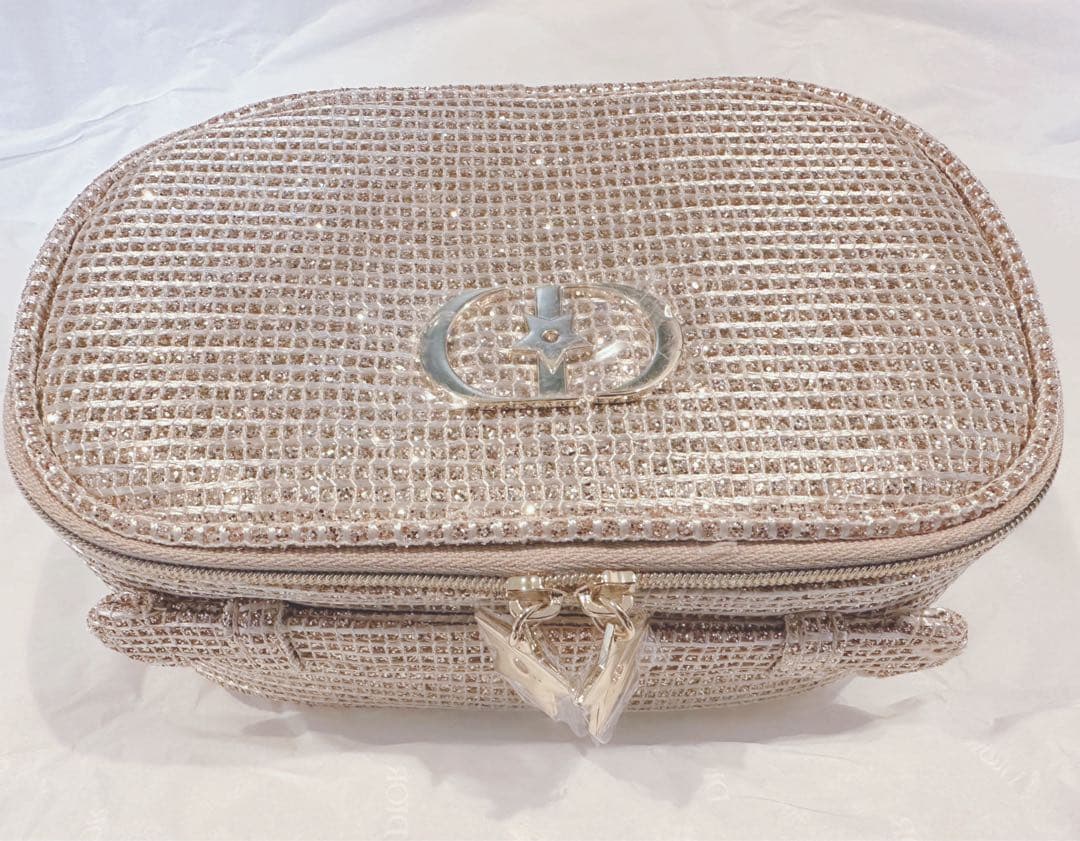 Dior ディオール クリスマスコフレ スノー エッセンス ホリデー 2025