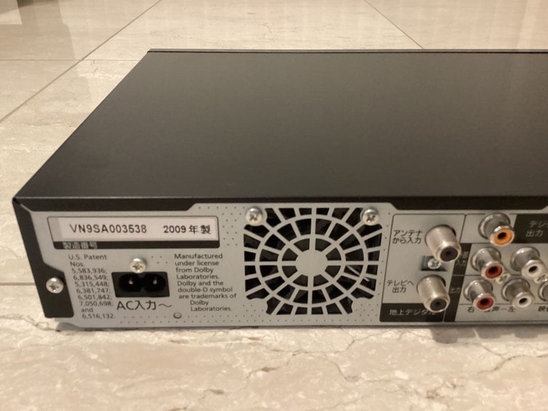 【美品】Panasonic DMR-XE100 DVDレコーダー