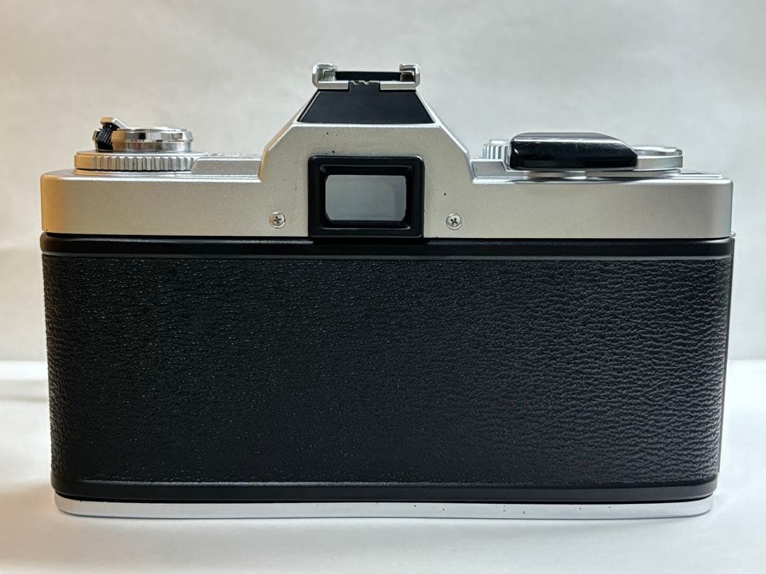 フィルム一眼レフ MINOLTA X-7 50mm F1.7レンズ付き