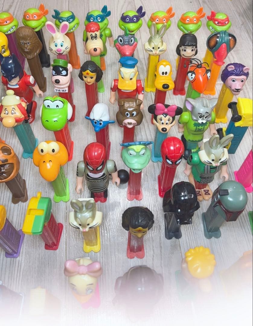 PEZ/ペッツ ディスペンサー/パーツ セット100体以上