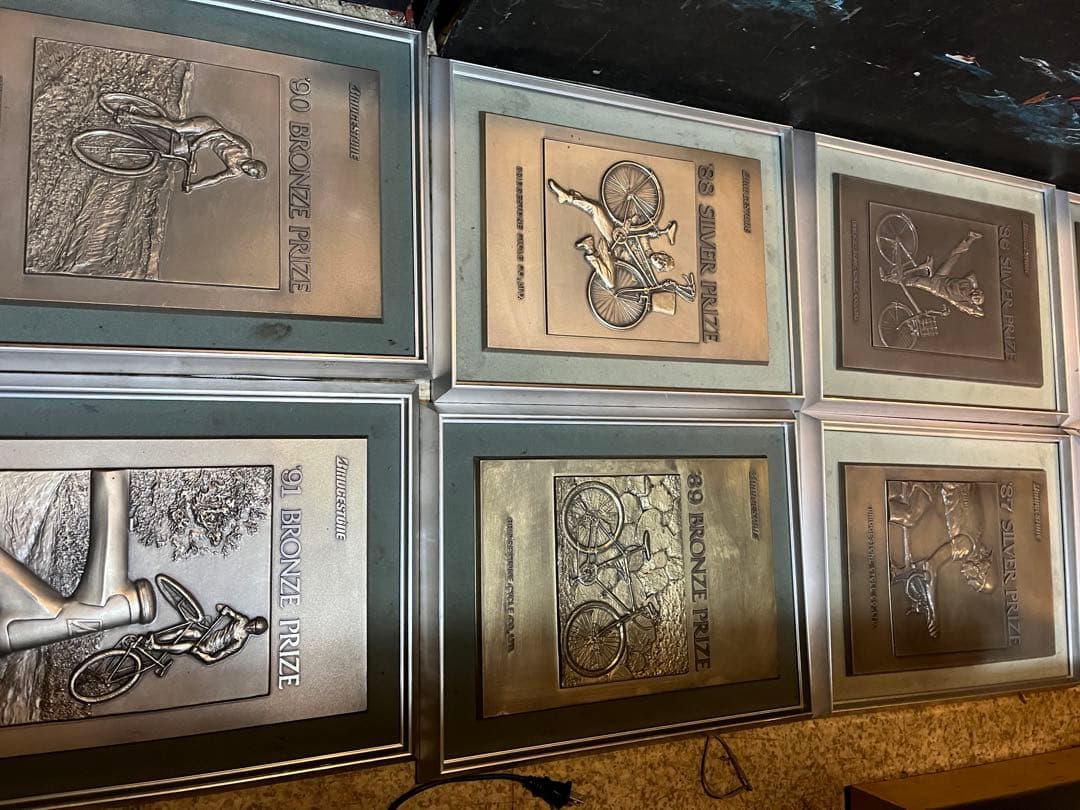 Taoブリヂストン看板、16枚ブリヂストン表彰額、ブリヂストン記念看板、