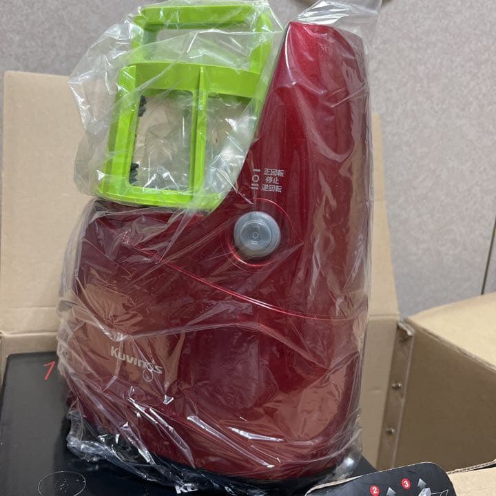 KUVINGS ホールスロージューサー JSG-641M レッド