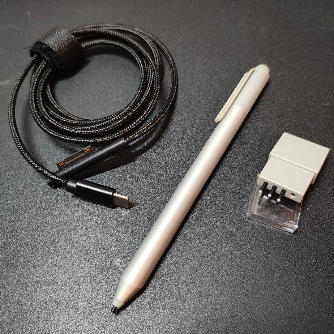 い*ぬ様 surface pro6 / 8MB / 128GB / タイプカバー