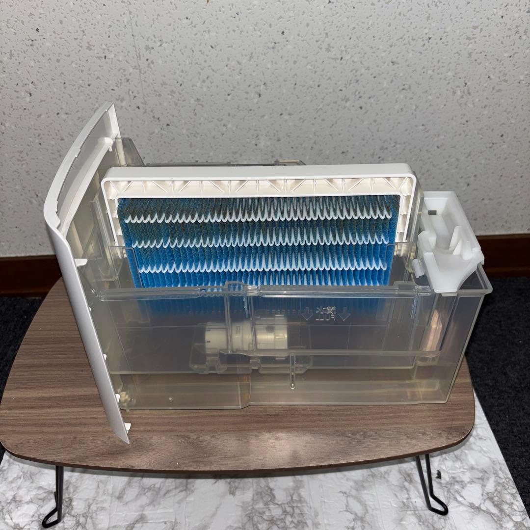 【2022年製】SHARP除加湿空気清浄機　KI-LD50-W