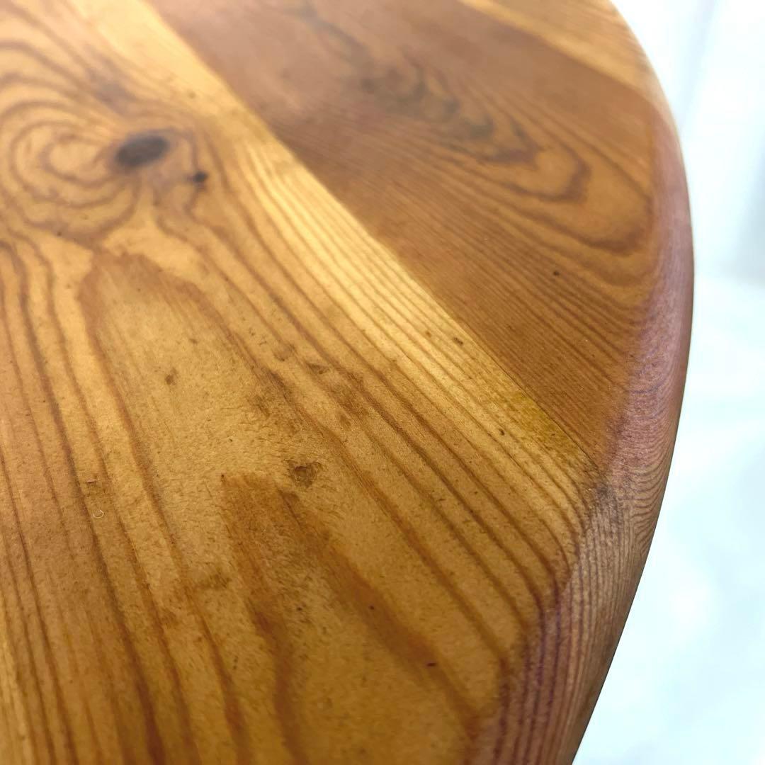 円テーブル・古いパイン材　　　　直径95cm・高さ73cm