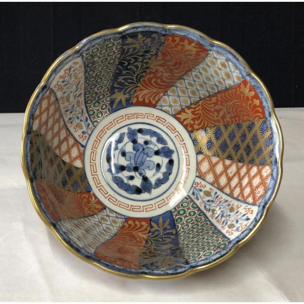 e2892 古伊万里 色絵 深鉢 高さ9cm 太明成化年製 輪花縁 輪花鉢 鉢