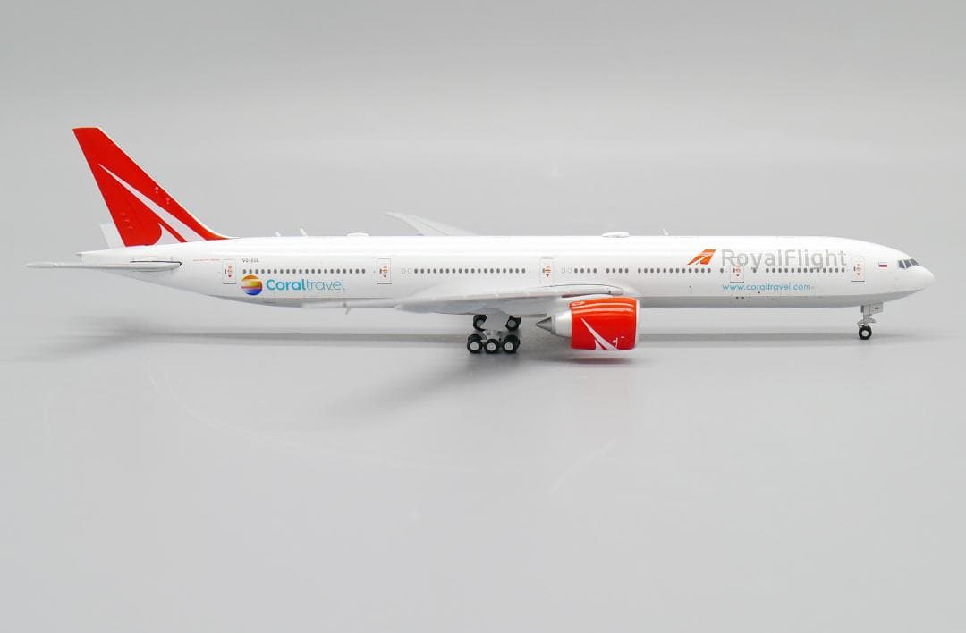 ロイヤルフライト 777-300ER VQ-BGL 1/400