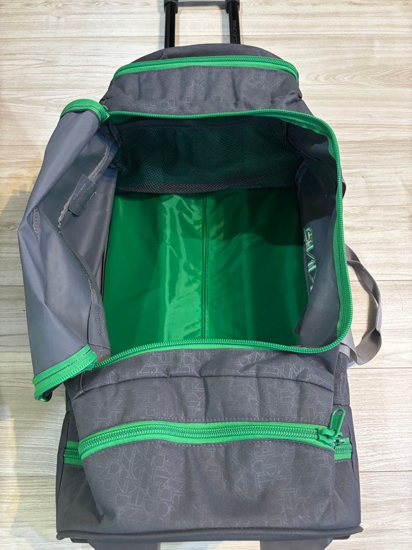 Dakine ダカイン Wheeled Duffle 90L キャリー 旅行