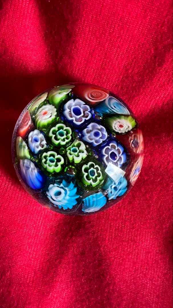 ☆新品☆ペーパーウエイト・飾物・カラフルな花模様のガラス玉