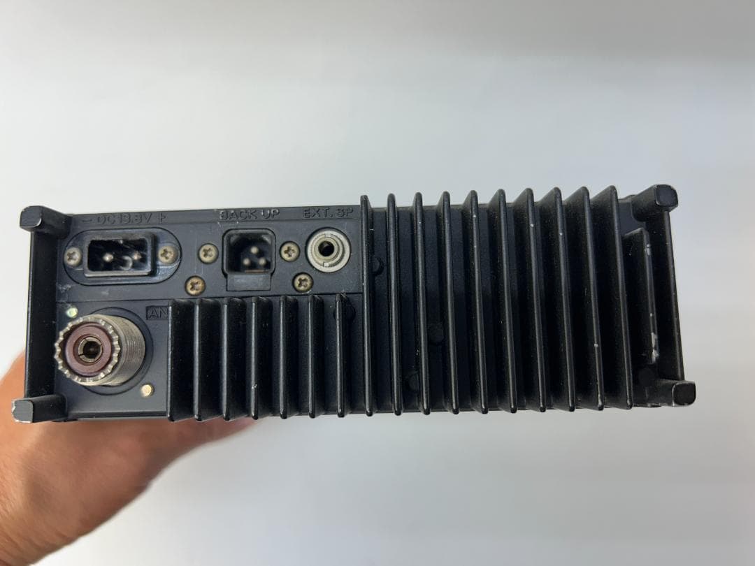 トリオ　UHF　FM　トランシーバー　TR-8400