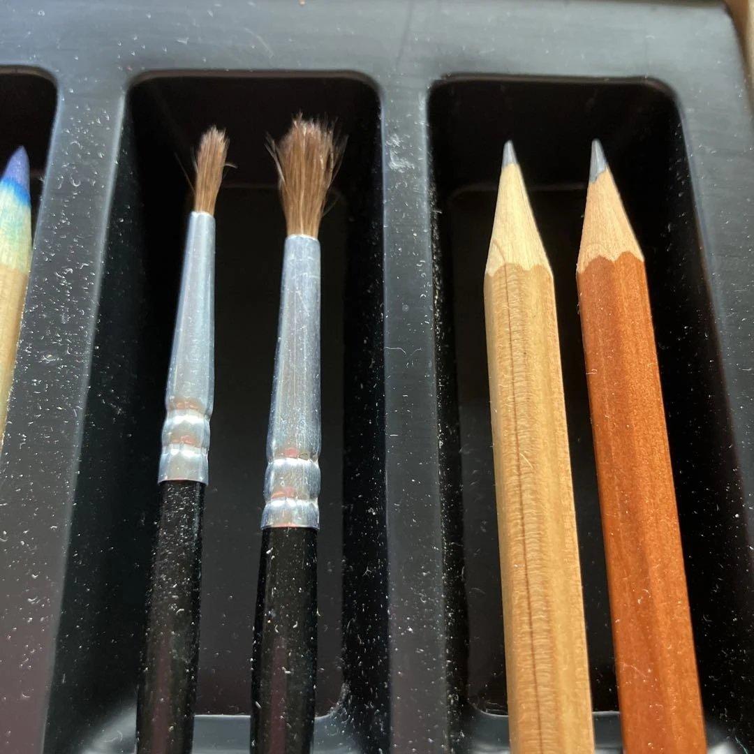 Aqua ★Liner色鉛筆セット　40本　ぬりえ