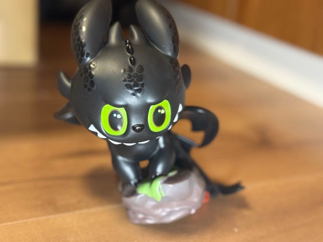 ヒックとドラゴン トゥース&ライト・フューリー フィギュア 2体セット即購入OK