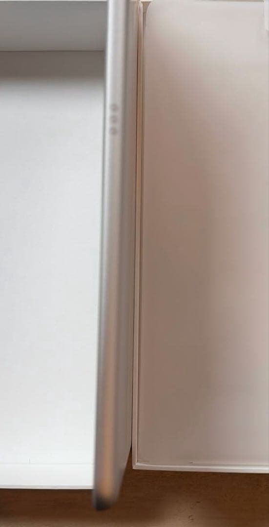 iPad シルバー　ジャンク　第9世代