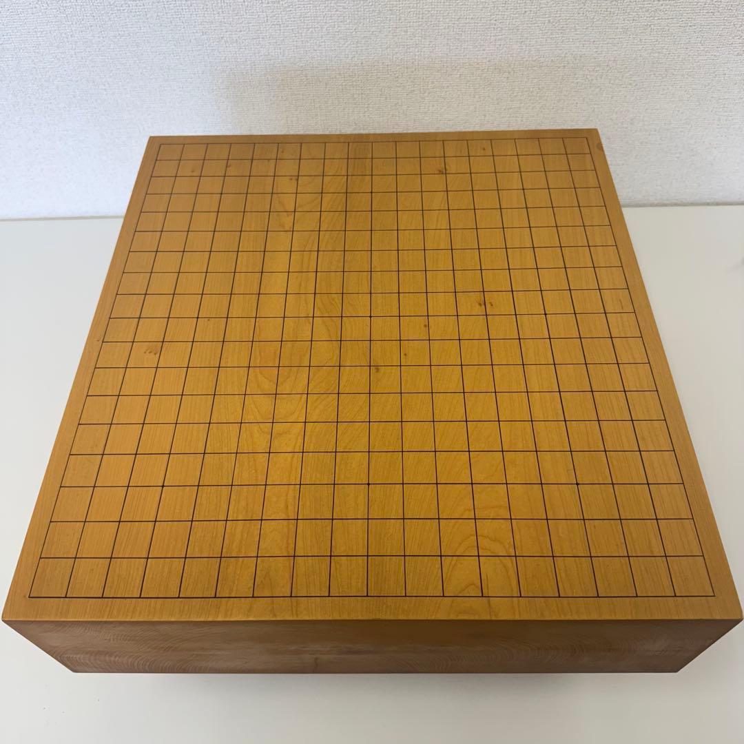 美品【伝統基盤師 鬼頭徳吉名人 作】天然木製囲碁盤 19路