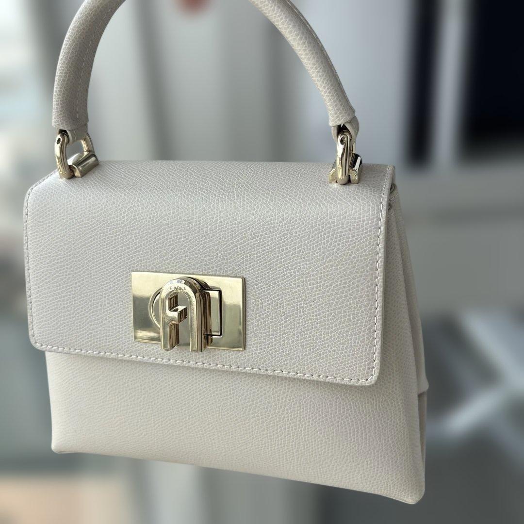 FURLA ハンドバッグ ゴールド金具