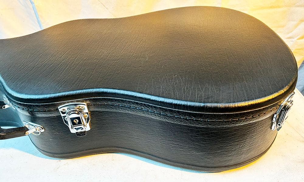 ★　ドレッドノートギター用　美品ハードケース　★