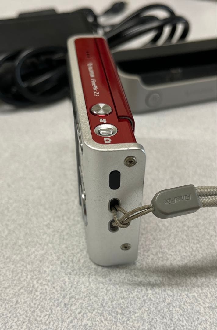 FUJIFILM デジカメ FinePix Z2 デジカメ　コンデジ