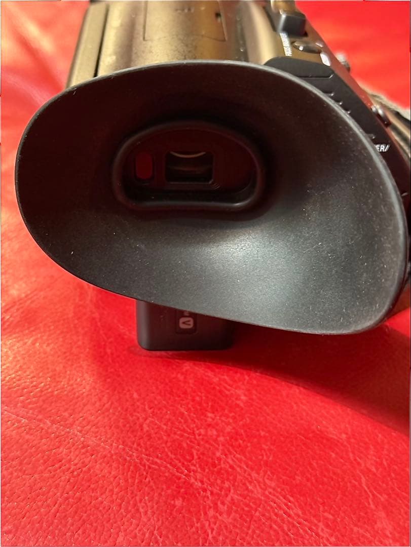 SONY FDR-AX700 4Kビデオカメラ 本体 +専用三脚