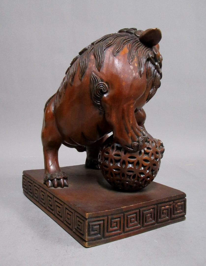 ビンテージ 木彫［玉持ち唐獅子］