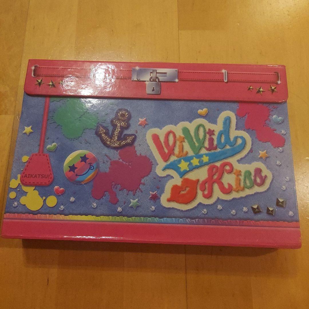 アイカツ Vivid Kiss ボックス+カード140枚入り