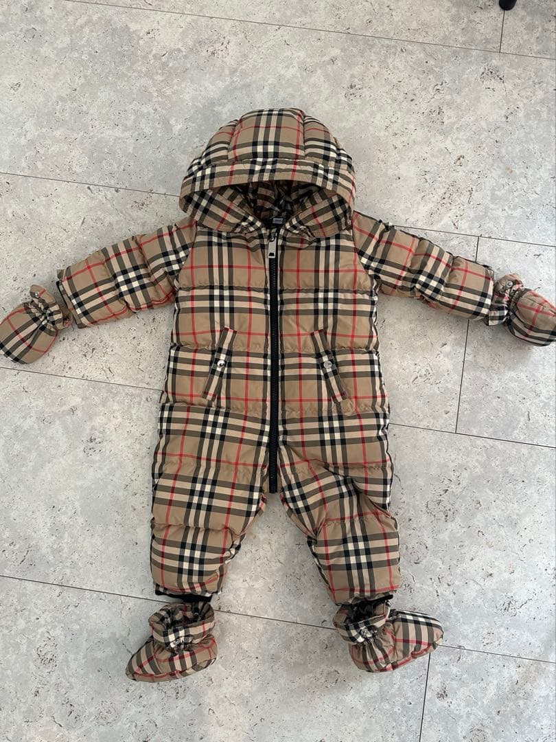 Burberry バーバリー　ジャンプスーツ　ダウン　ベビー　アウター　9m