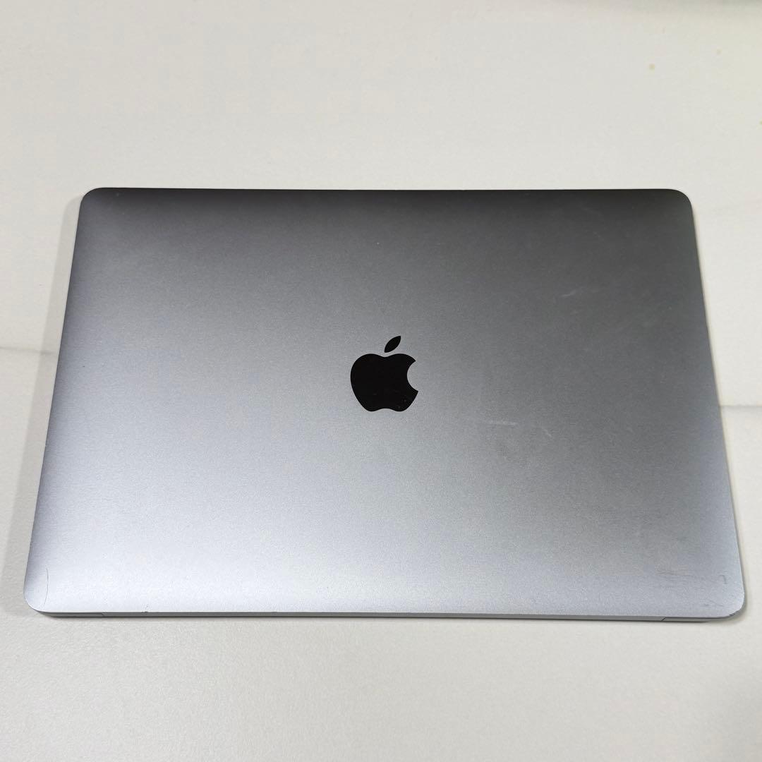 Apple MacBook Air 13インチ　2018　8GB　256GB