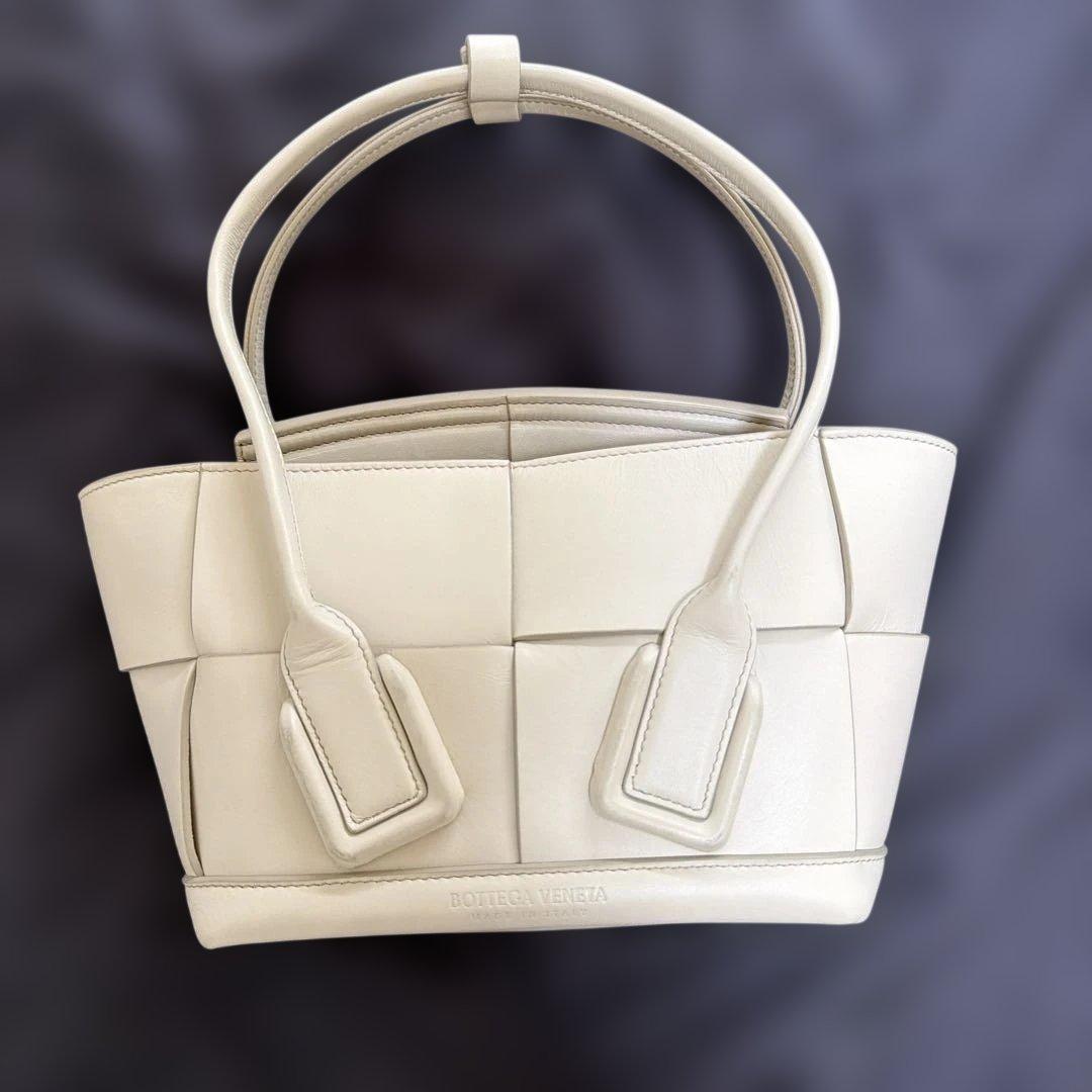 ボッテガヴェネタ　ミニ ザ アルコ