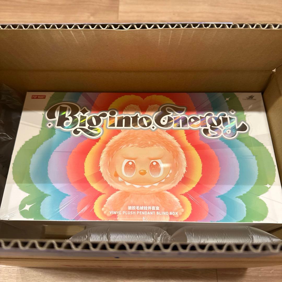 正規　新品未開封　LABUBU らぶぶ Big into Energy ボックス
