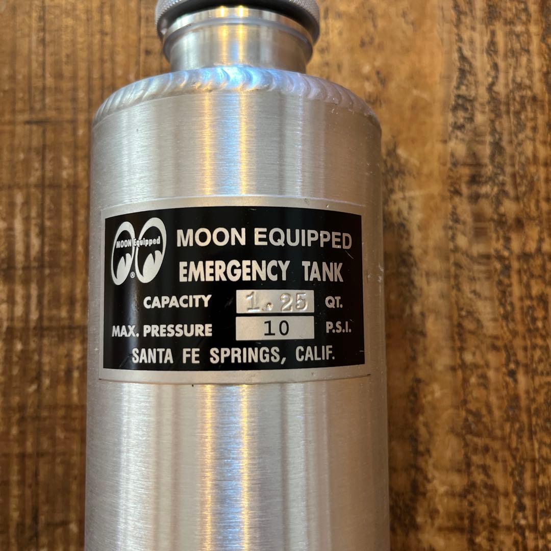 ムーンアイズ　エマージェンシータ　1.25QT ハーレー　チョッパー　携行缶