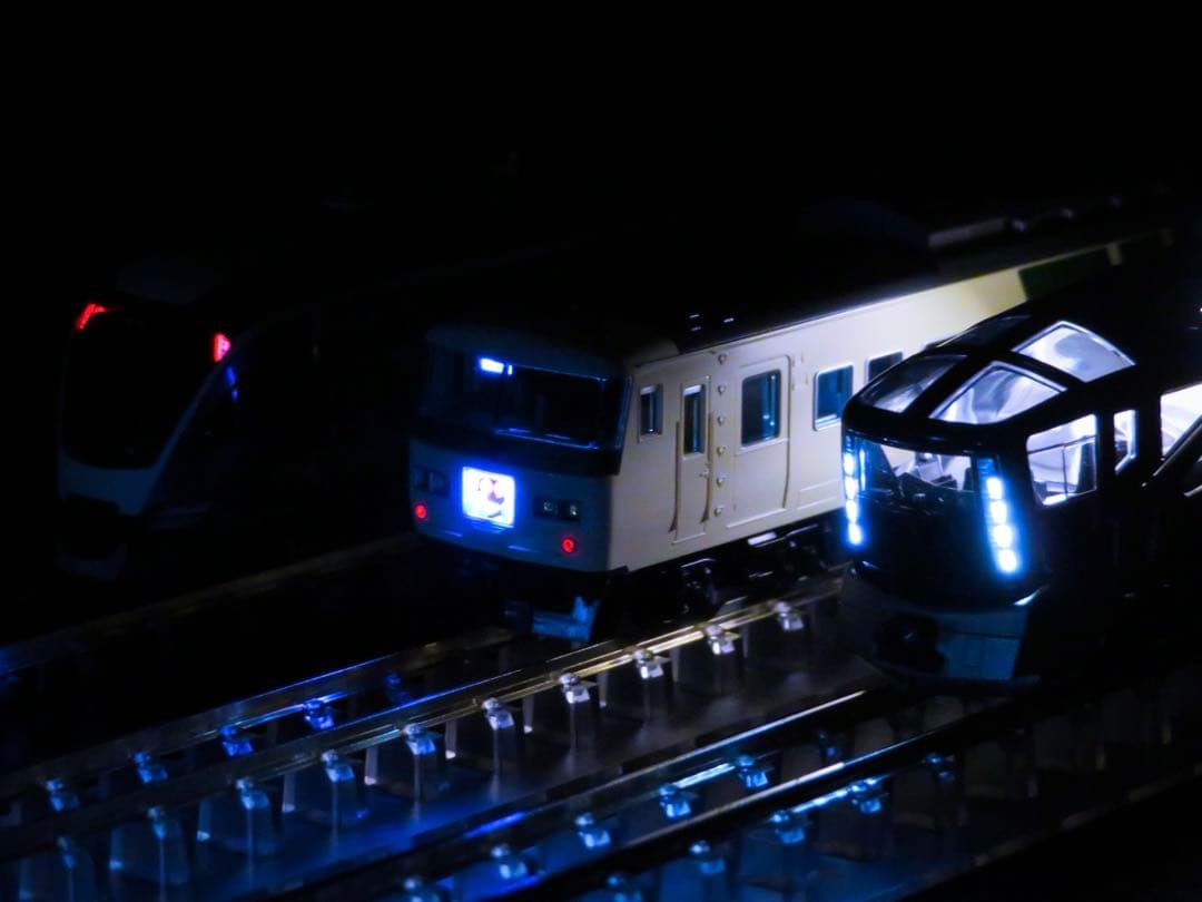 TOMIX 185系 特急 (踊り子・強化型スカート)15両【新品,未使用品】