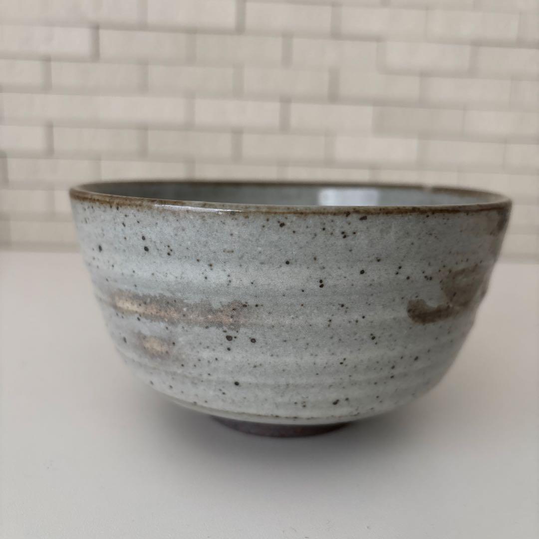 【新品未使用】抹茶茶碗　田沼春ニ作　南山窯　瀬戸焼　御題『木』茶碗　共箱ウコン布