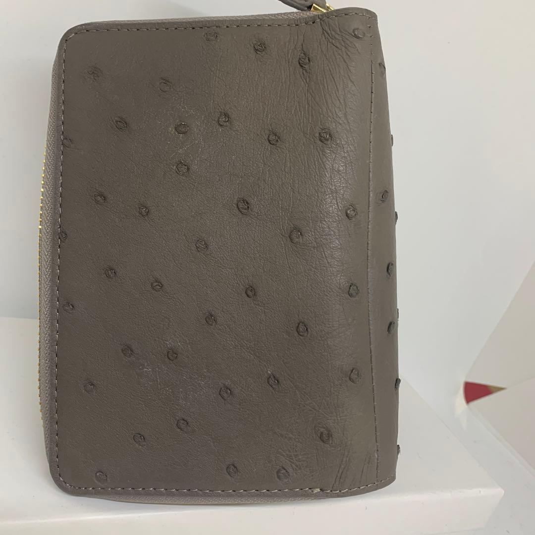 auauoi さん専用新品　オーストリッチ　ちょっと大きな二つ折り財布 グレー