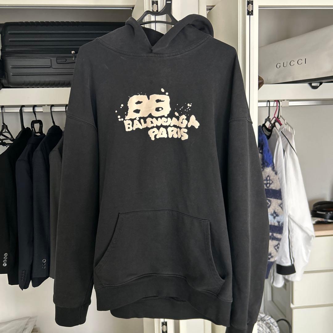 BALENCIAGA バレンシアガ　パーカー　ブラックLサイズ
