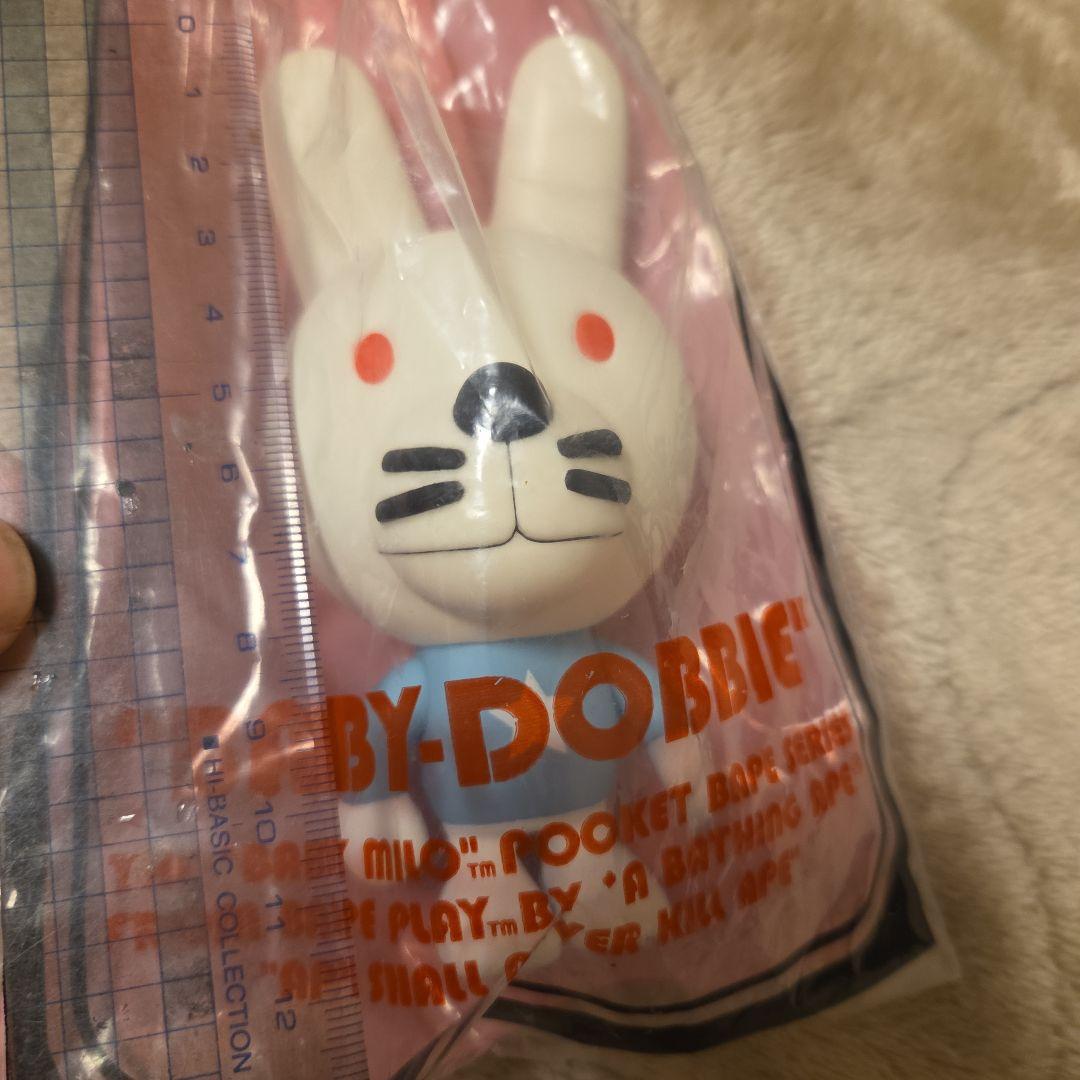 APE マイロ　milo 猫とウサギ　フィギュアセット